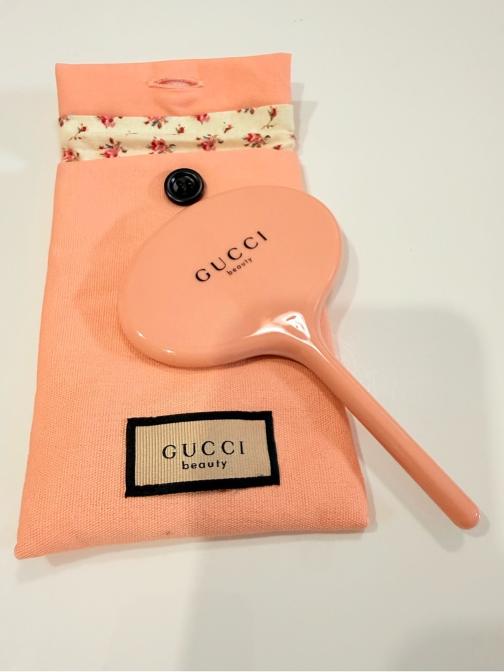 Gucci Beauty Travel Handheld mirror